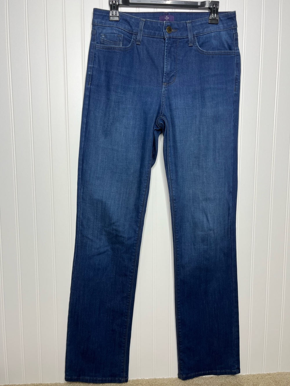 NYDJ Straight Leg Jeans Size 8 in Dark Blue Wash Classic Pocket Detail